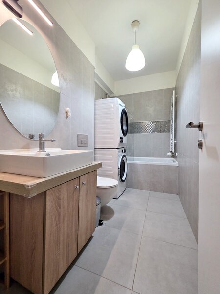 Otopeni  2 Camere Decomandat  Trio Residence Central -5 min. Primarie