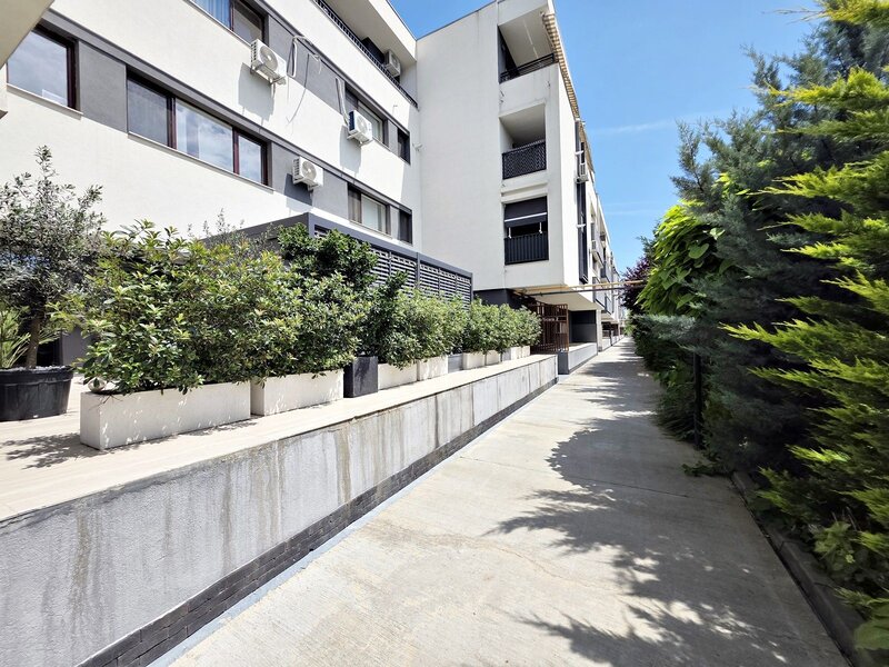Otopeni  2 Camere Decomandat  Trio Residence Central -5 min. Primarie